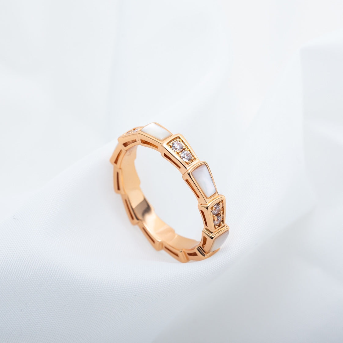 [⭐Shinejoy]SERPENTI RING PINK GOLD DIAMOND MOP 3MM