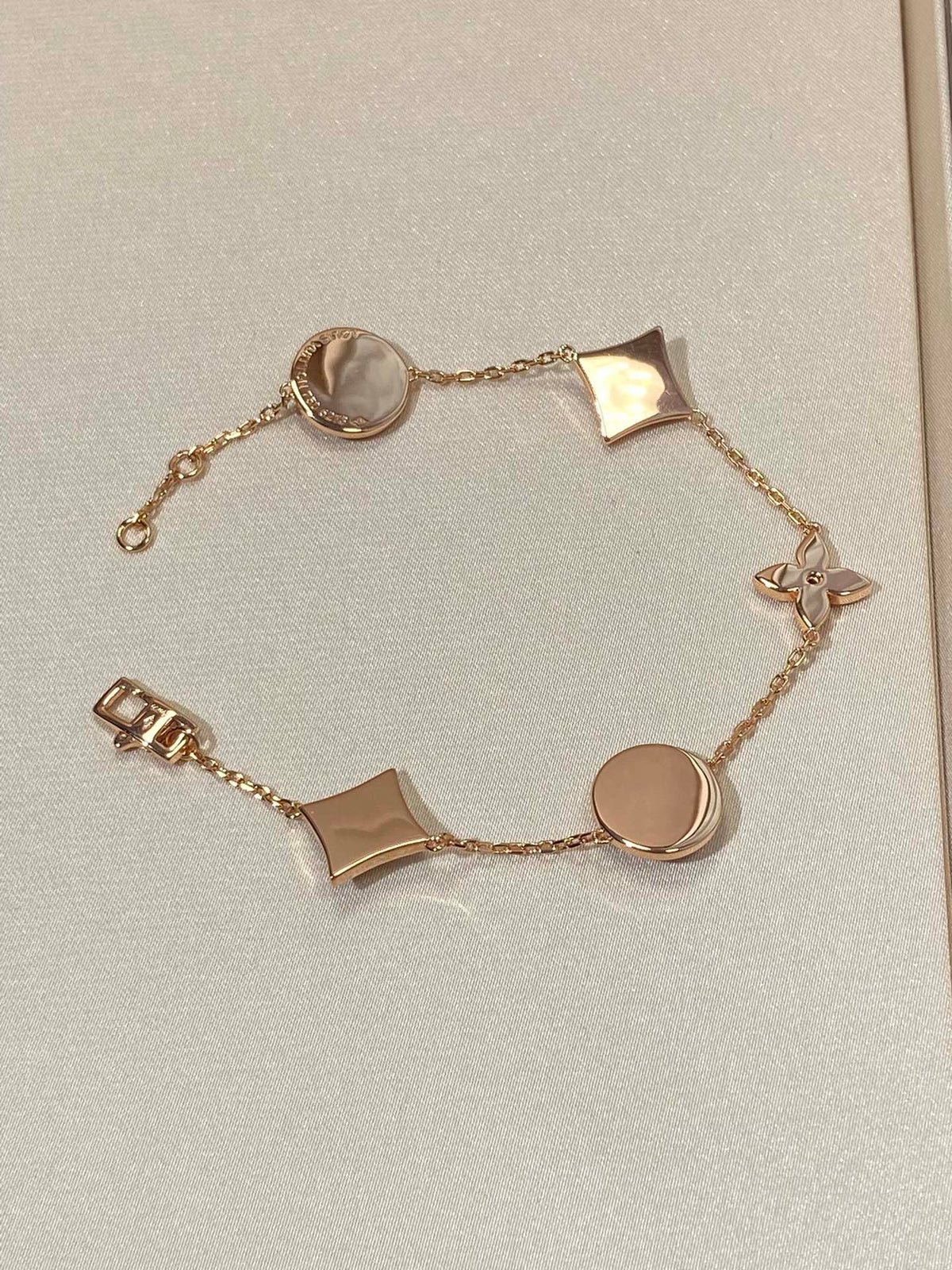 [⭐Shinejoy]STAR AND SUN 5 MOTIF MOP PINK GOLD BRACELET