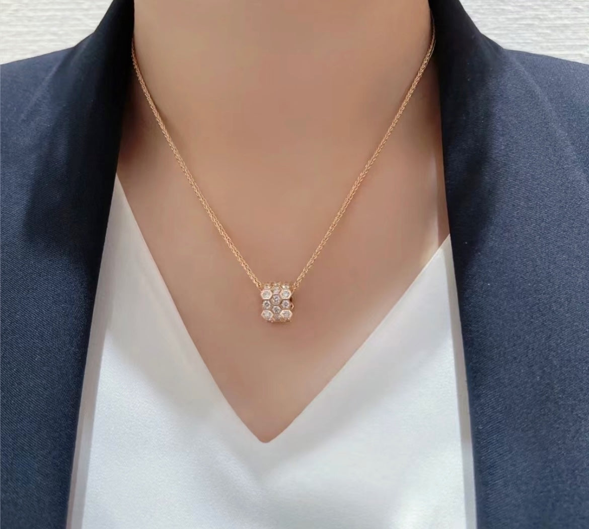 [⭐Shinejoy]BEE LOVE DIAMOND PAVED 3 ROW NECKLACE