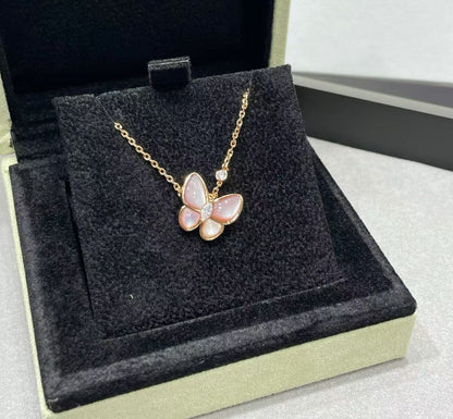[⭐Shinejoy]BUTTERFLY PINK MOTHER-OF-PEARL DIAMOND NECKLACE