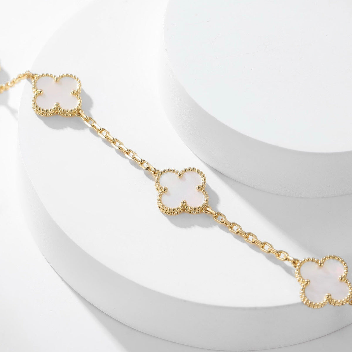 [⭐Shinejoy]CLOVER 10 MOTIFS WHITE MOTHER OF PEARL NECKLACE