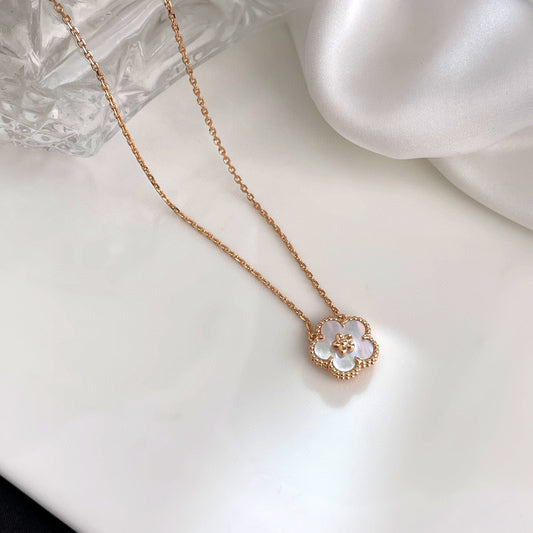 [⭐Shinejoy]LUCKY  WHITE MOP  PLUM BLOSSOM NECKLACE