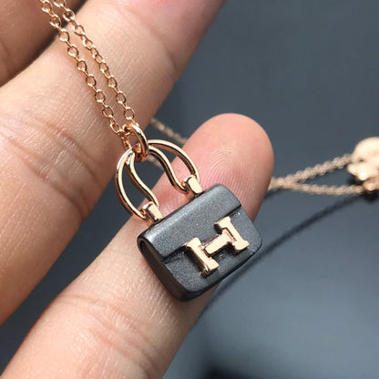 [⭐Shinejoy]WOMEN'S HM AMULETTES CONSTANCE PENDANT NECKLACE