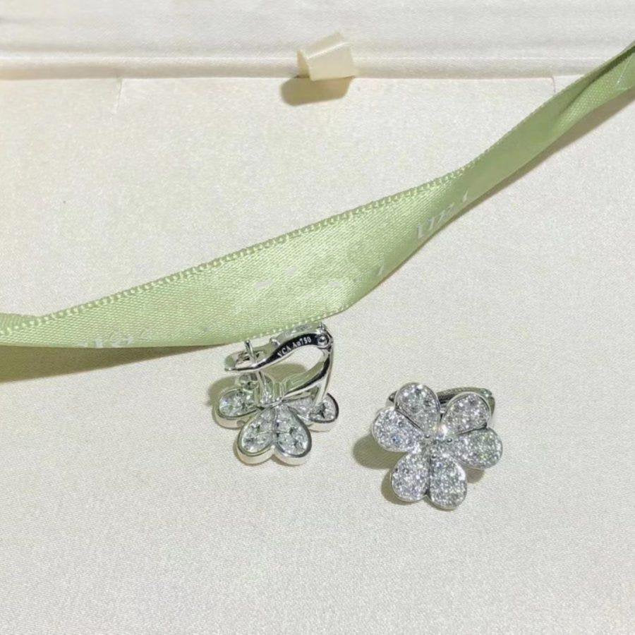 [⭐Shinejoy]FRIVOLE SILVER FLOWER DIAMOND EARRINGS