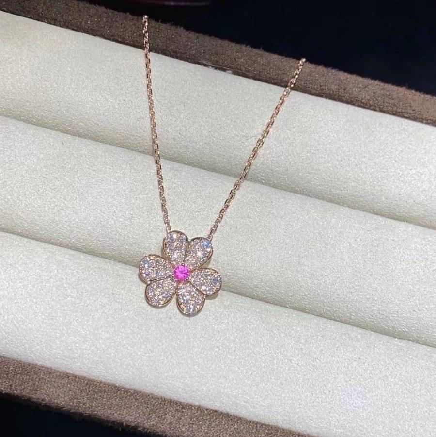 [⭐Shinejoy]FRIVOLE ROSE GOLD FLOWER DIAMOND NECKLACE